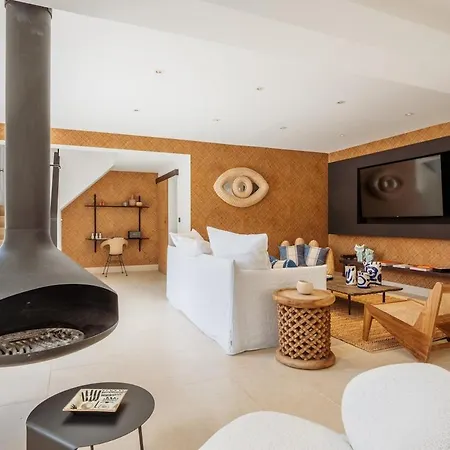 Taman, 5 Chambres, Proche Et Centre-ville