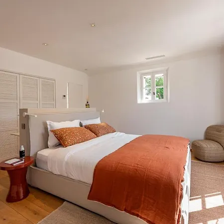 Taman, 5 Chambres, Proche Et Centre-ville * Сен-Тропе