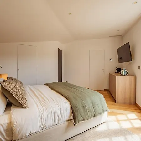 Taman, 5 Chambres, Proche Et Centre-ville * Сен-Тропе