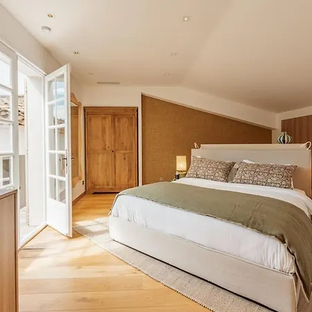 Taman, 5 Chambres, Proche Et Centre-ville * Сен-Тропе